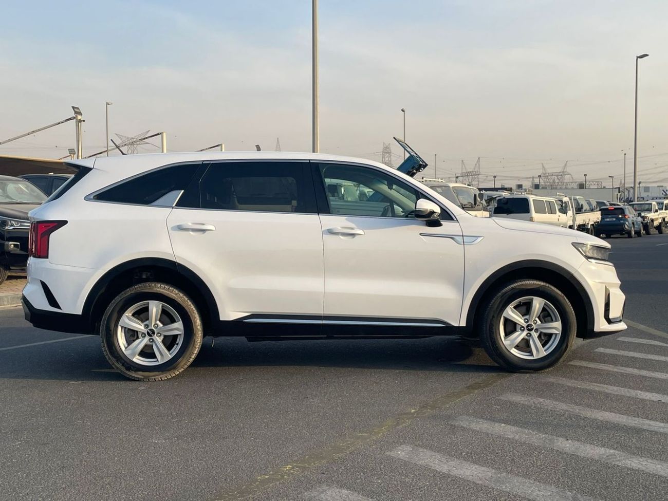 Kia Sorento 2022 Kia Sorento 2.5L V4 MidOption+ 7 Seater - AWD 4x4 - Family Car - Multi Drive Mode -