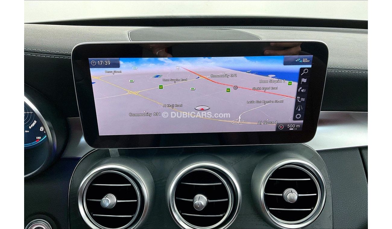 Mercedes-Benz C 200 Premium (AMG Line)