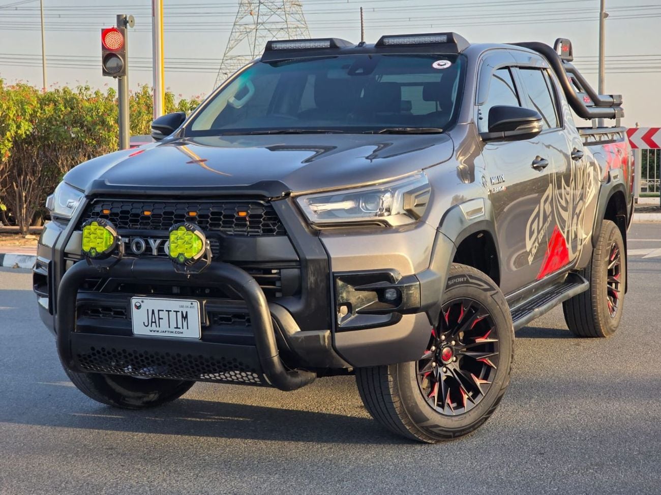 Toyota Hilux DOUBLE CABIN | RHD | 2021 | 2.8L DIESEL ENGINE | AUTOMATIC TRANSMISSION | NUDGE BAR