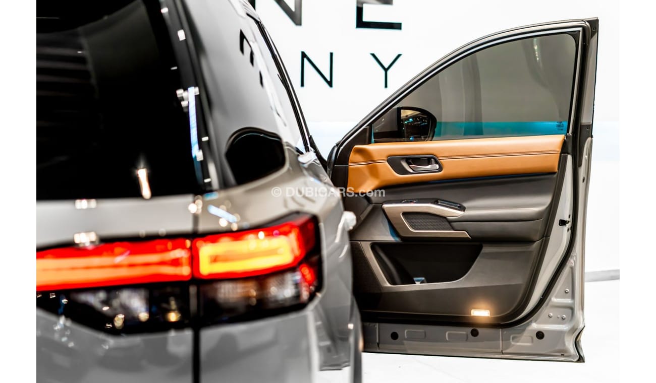 نيسان باثفايندر 2022 Nissan Pathfinder, 2028 Nissan Warranty, 2025 Nissan Service Contract, Low KMs, GCC