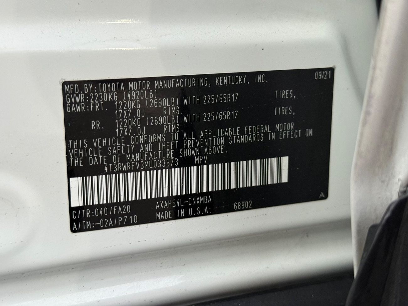 Toyota RAV4 XLE 2.5L 2021 TOYOTA RAV4 XLE HYBRID AWD IMPORTED FROM USA