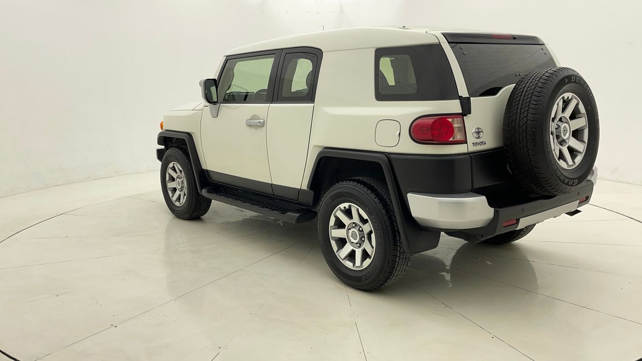 Toyota FJ Cruiser GXR 4 | Zero Down Payment | Home Test Drive