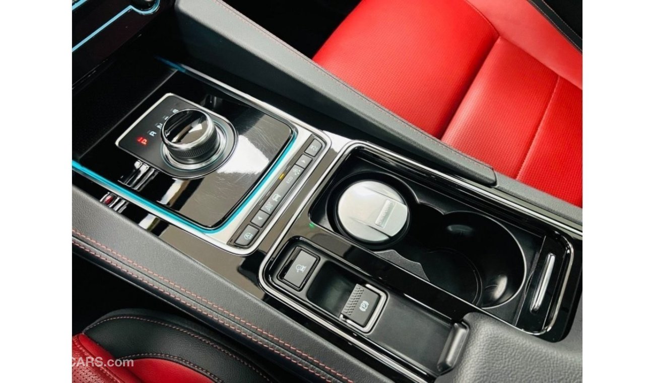 Jaguar F Pace R-Sport GCC .. Warranty .. FSH .. Original Paint .. Perfect Condition