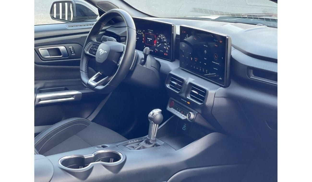 Ford Mustang GT 5.0 / PREMIUM /ELECTRONIC EXHAUST/ 4000 MILES ONLY / FULL OPTIONS