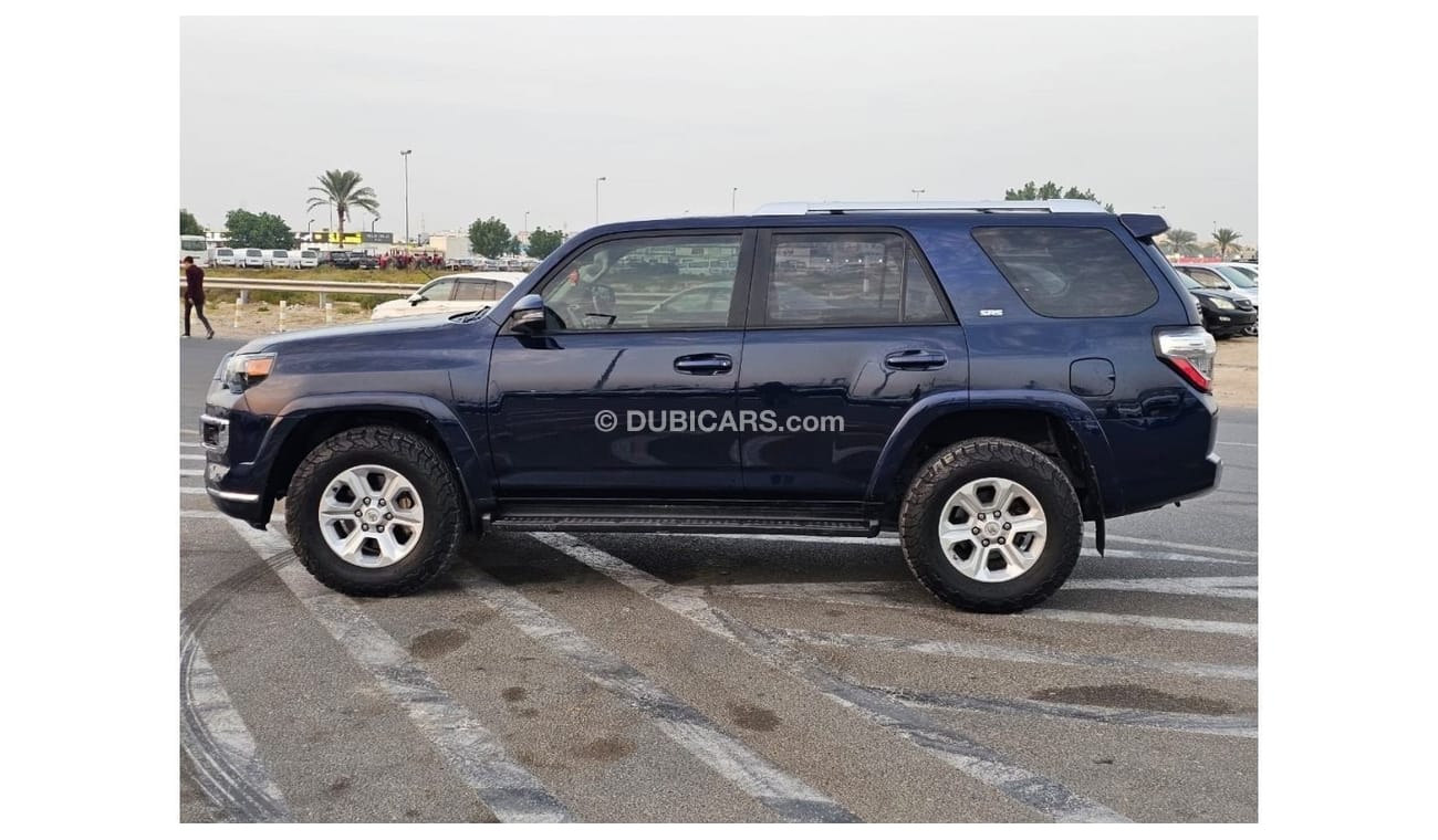 Toyota 4Runner “Offer”2017 Toyota 4Runner SR5 Premium 4x4 AWD 4.0L V6- UAE PASS