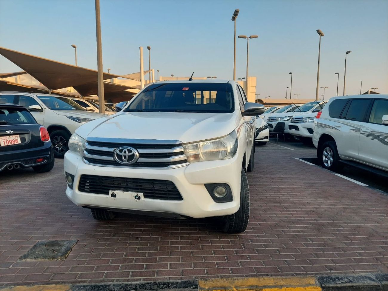 Toyota Hilux DC 2.4L 4WD DIESEL MANUAL TRANSMISSION