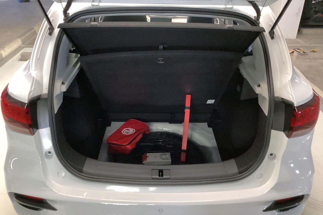 أم جي ZS Luxury | شامل الضمان | 0 ﺪﻔﻋﺓ ﺃﻮﻟﻯ