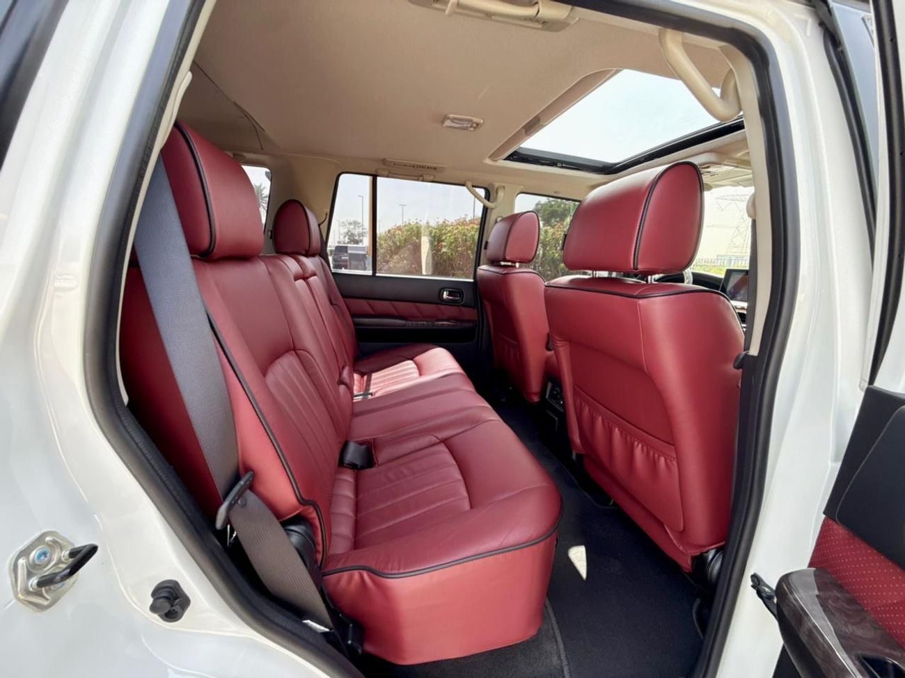 Nissan Patrol Super Safari NISSAN PATROL SUPER SAFARI 4.8L V6 | GCC SPECS | YEAR: 2023 | KMS: 57,000 | FULL-SERVICE HISTORY UND