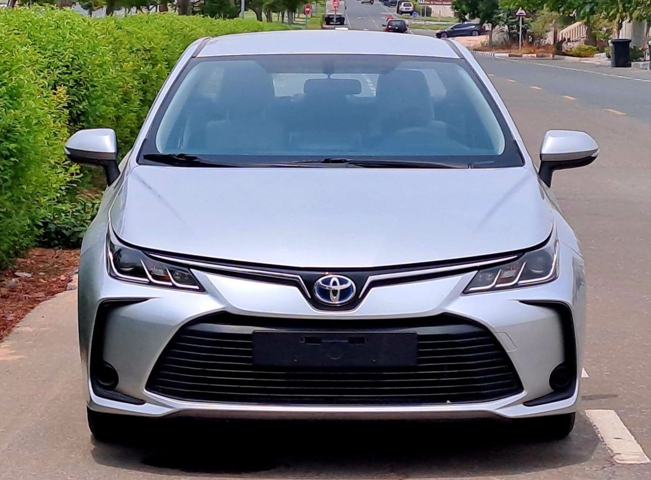 Toyota Corolla XLI Executive Hybrid 930-Monthly l GCC l Hybrid, Cruise, Camera l Accident Free