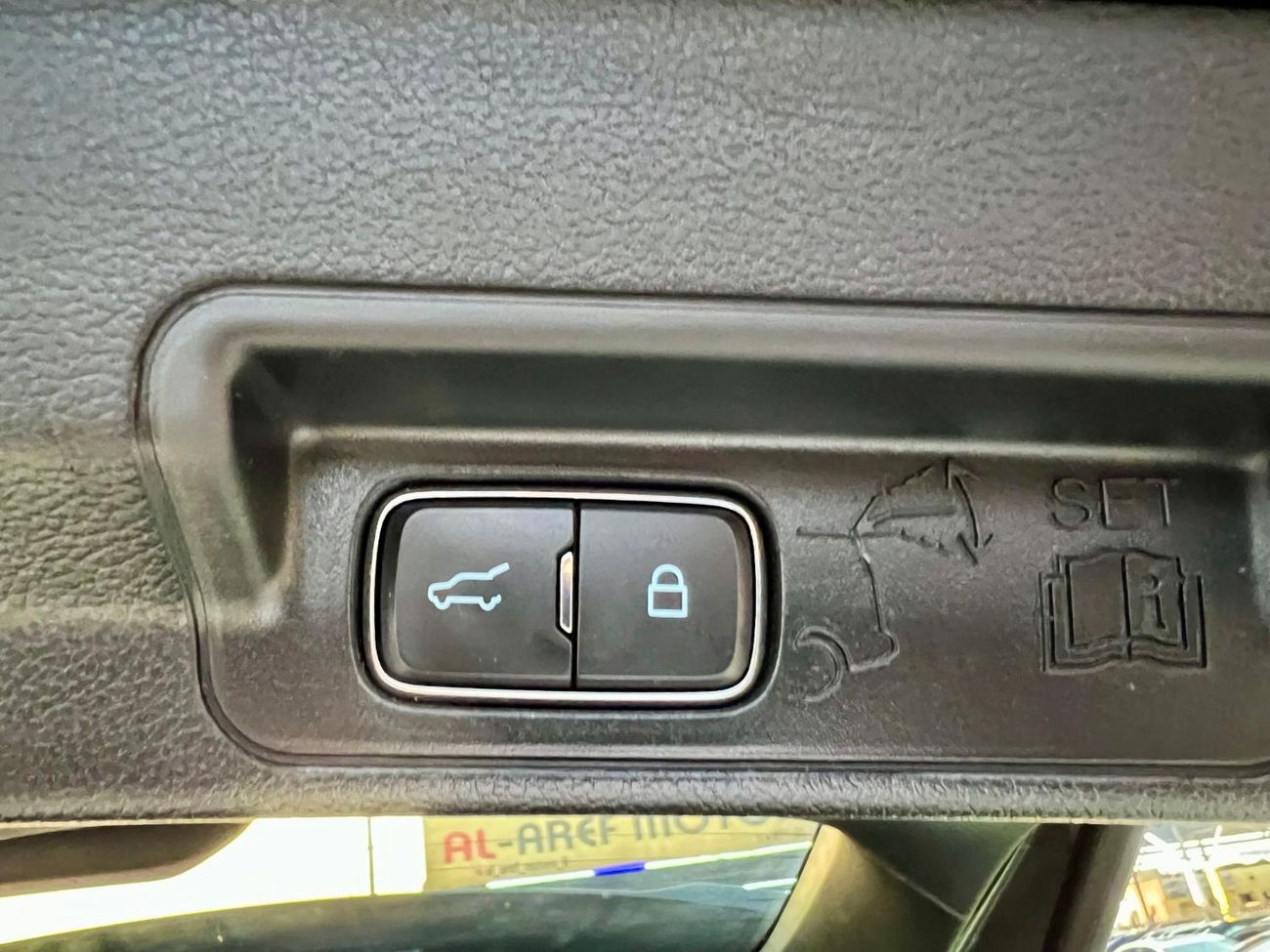 فورد إكسبلورر Base 100A 2.3L RWD warranty one year bank financie available