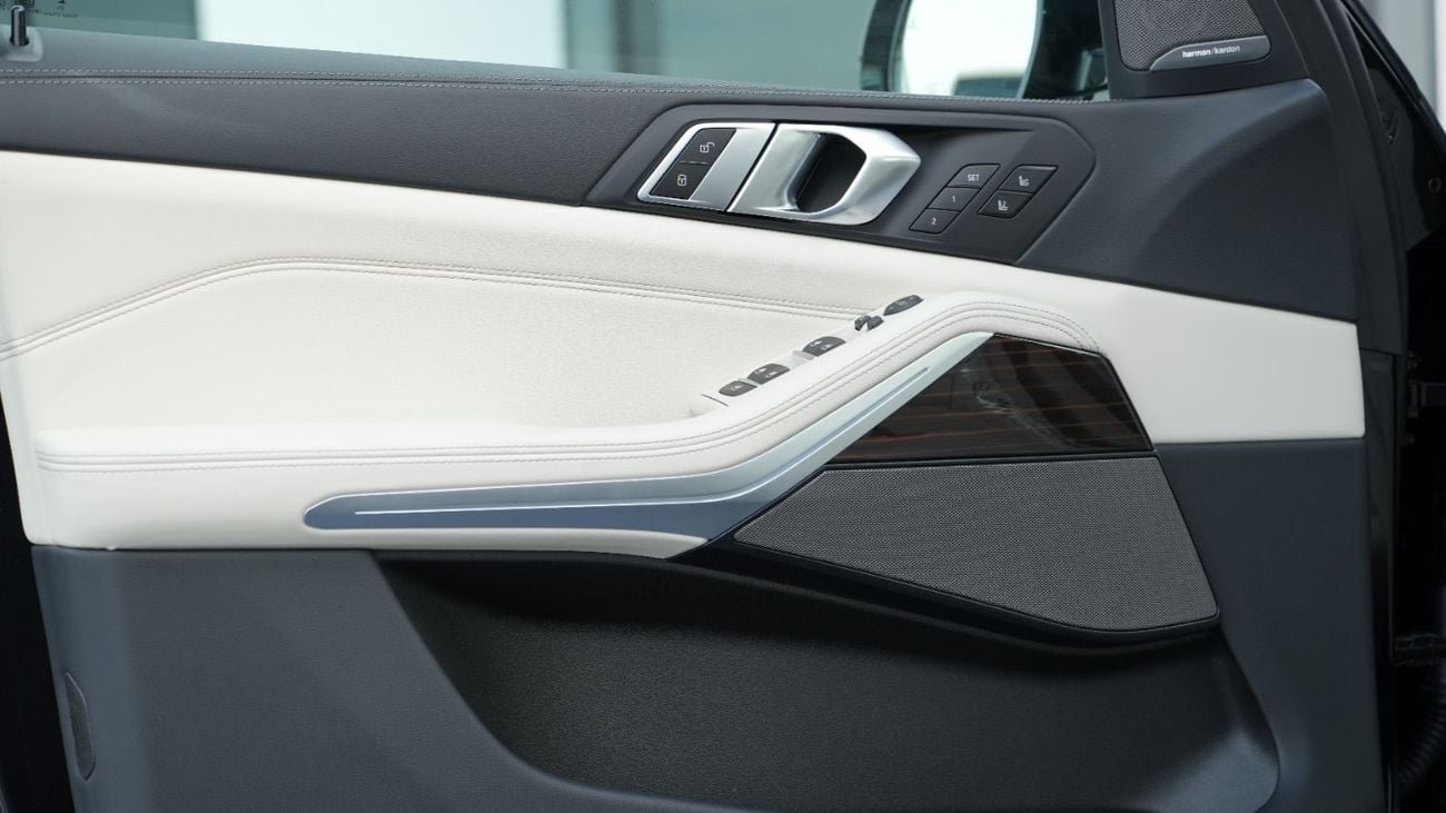 بي أم دبليو X5 M40i xDrive M-Sport Pro V6 Black 2026MY Export Only