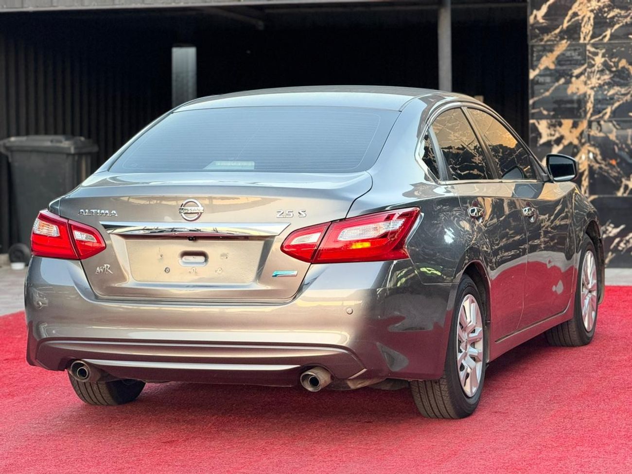 Nissan Altima S