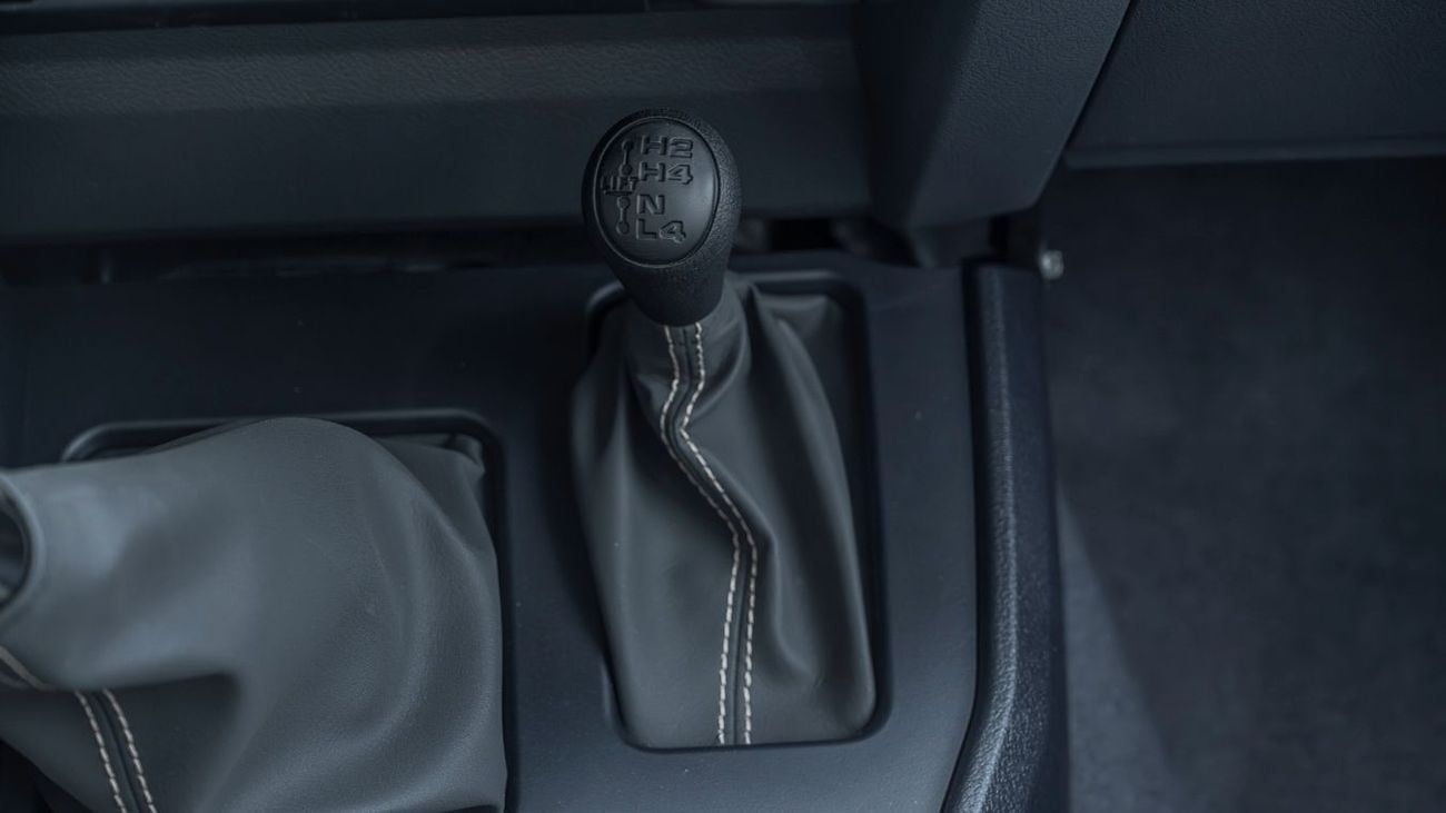 Toyota Land Cruiser 76 TOYOTA LANDCRUISER76 HARDTOP 2.8 MT LX LOW -2026YM