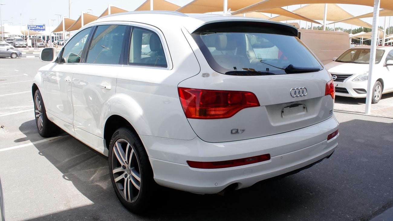 أودي Q7 3.6 Quattro