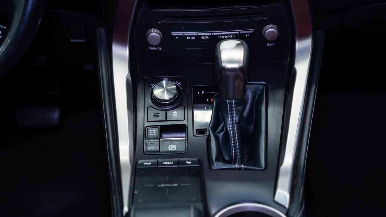 لكزس NX 300 Platinum 2.0L