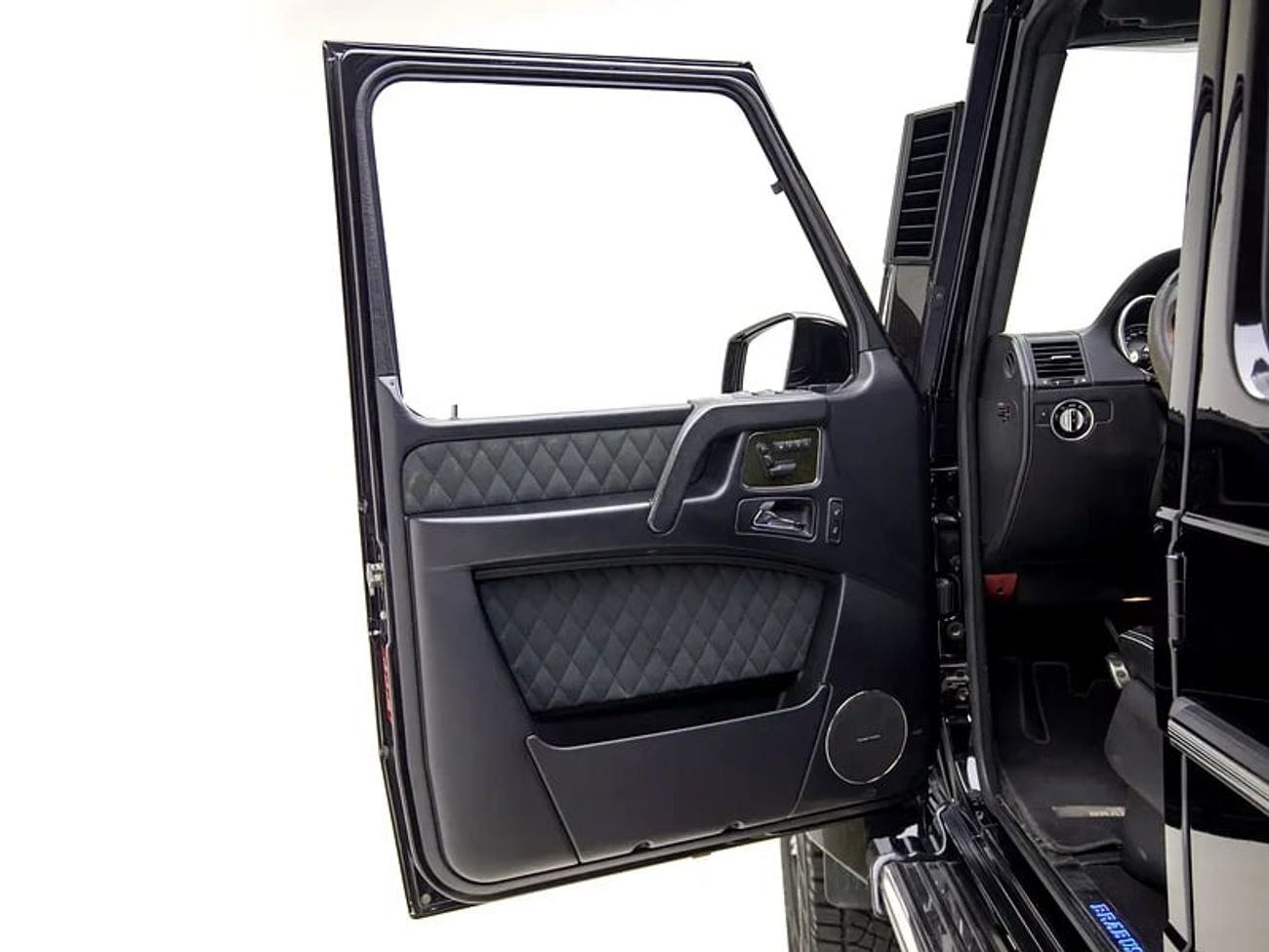 BRABUS G 500 - Mercedes-Benz 4x4 Brabus B40 500