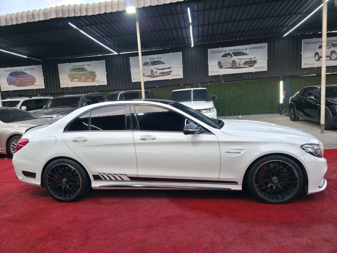 Mercedes-Benz C 63S AMG Std 4.0L (5 Seater)