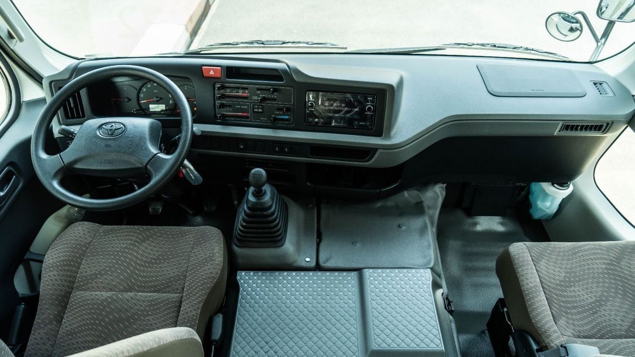 Toyota Coaster Toyota Coaster 2.7L (23-Seater)