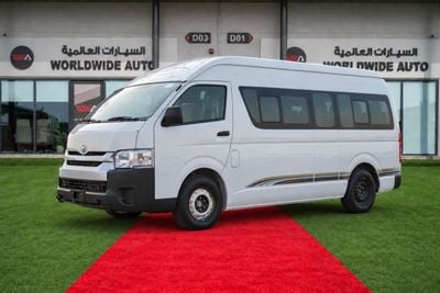 Toyota Hiace STD 2.7 PETROL V4 REAR WHEEL DRIVE 5 DOOR 13 SEATERS