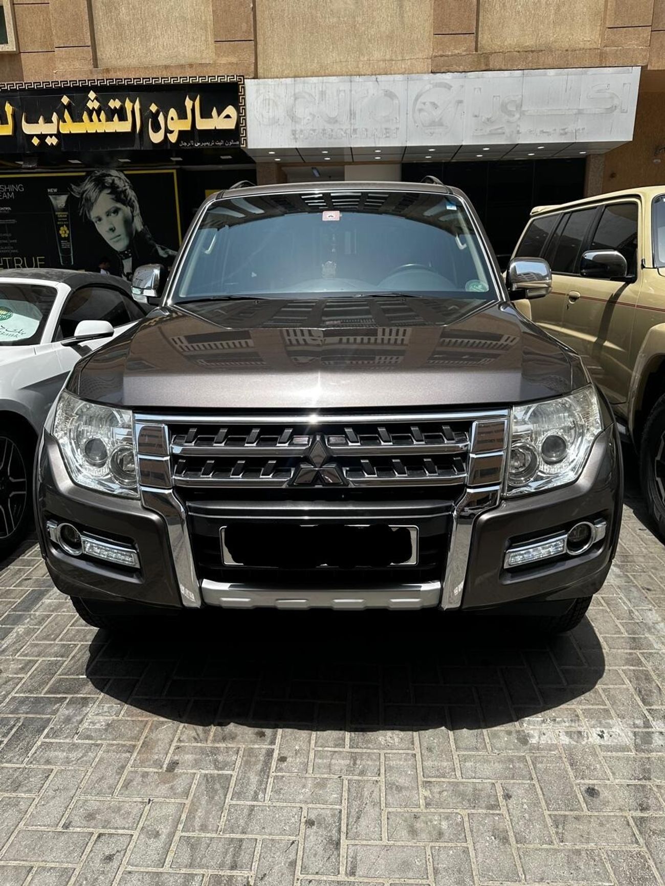 Mitsubishi Pajero GLS MIDLINE