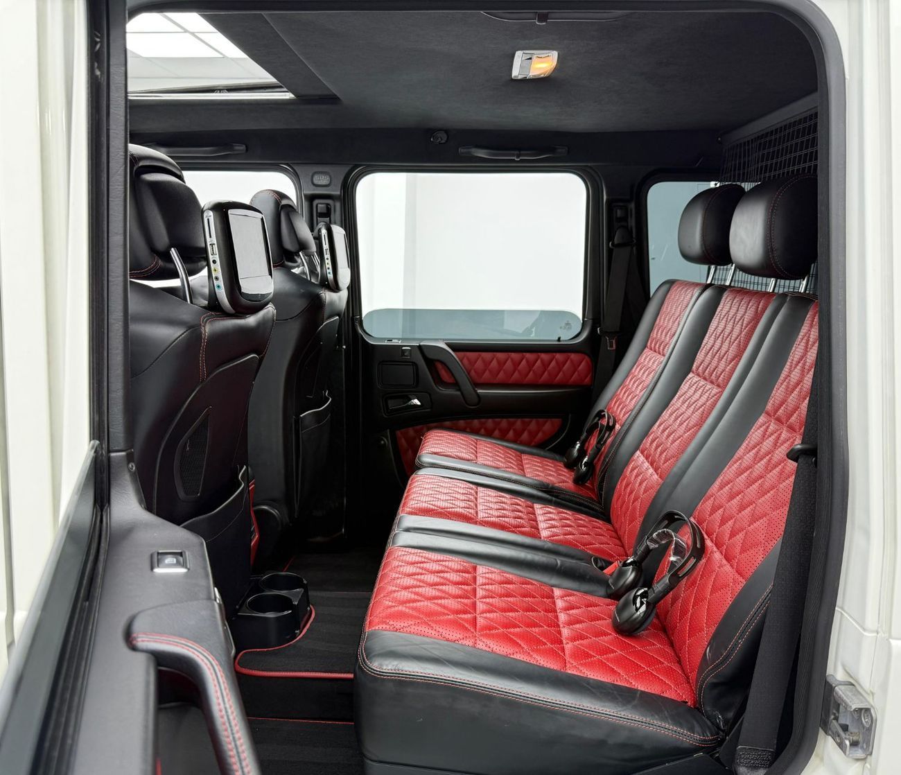 مرسيدس بنز G 63 AMG Std 5.5L 2017 Mercedes Benz G63 AMG, Full Mercedes Service History, Low Km, Excellent Condition, GCC