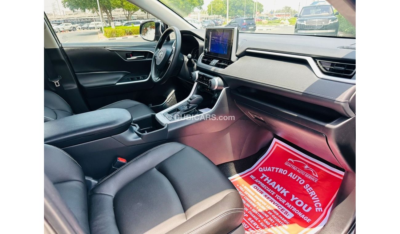 تويوتا هيلوكس Full option clean car like 0kmmiu