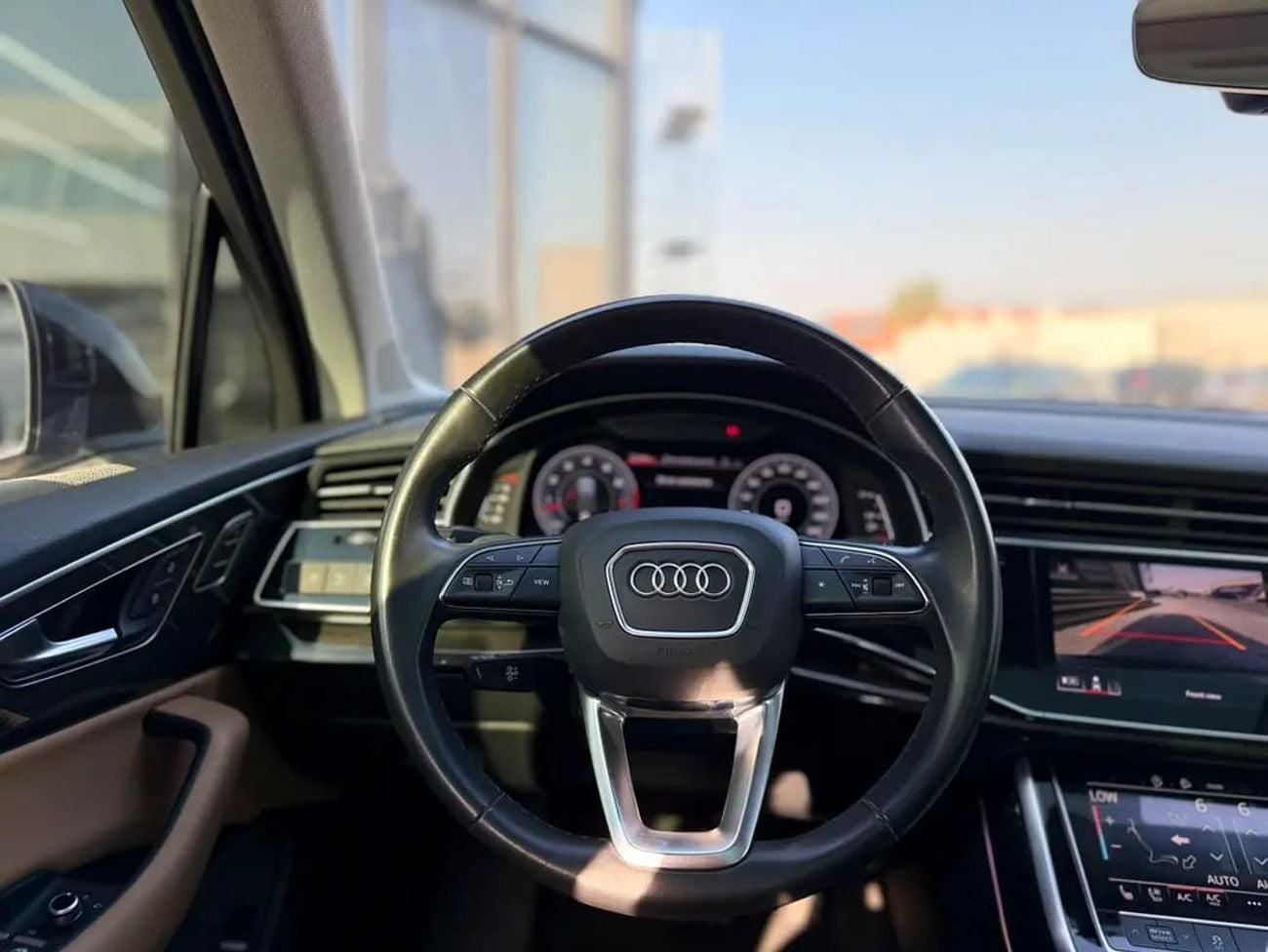 أودي Q7 55 TFSI quattro S Line 2.0L MORYA JESWANI CARS FOR USED AUTOMOBILE TRADING CO.L.L.C