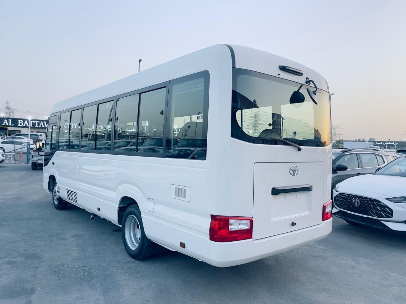 Toyota Coaster toyota coaster 4.0l 2025
