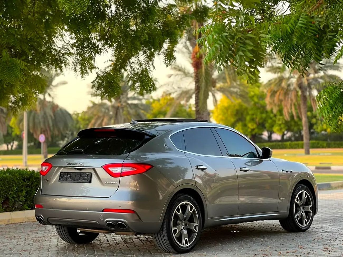 مازيراتي ليفونت S | GCC Specs | Low Mileage | Pristine Condition