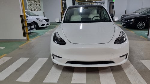 Tesla Model Y LONG RANGE