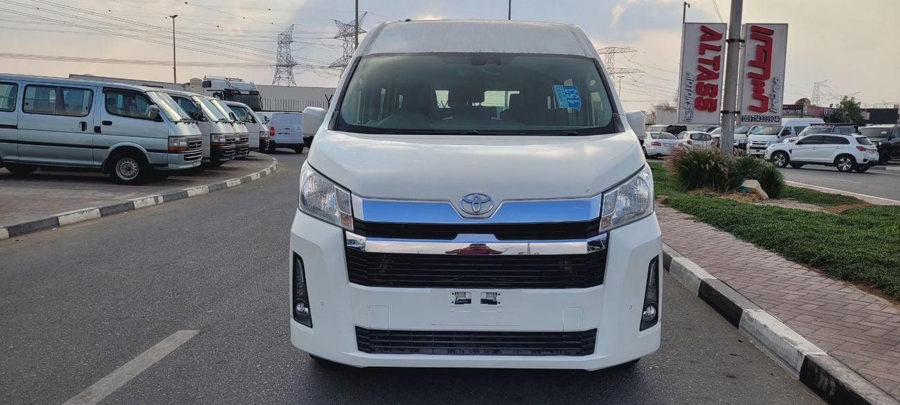 Toyota Hiace GL Highroof 2.8L RHD Automatic Gear 2WD 1GD-FTV Diesel Engine 13 Seats 5 Foors
