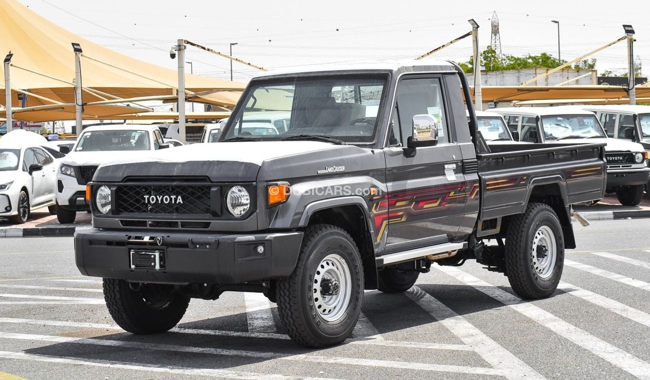 Toyota Land Cruiser Pick Up 4.0L V6 Petrol Single Cabin  M/T