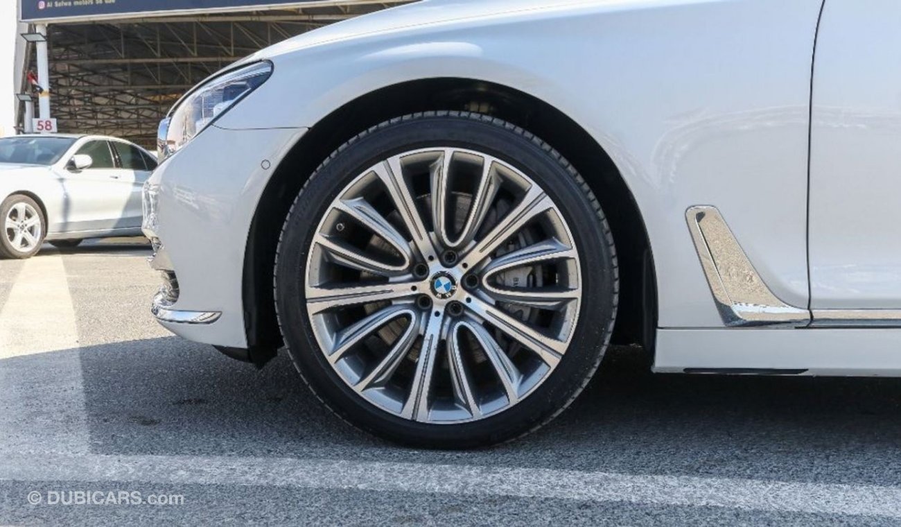 بي أم دبليو 750 Li XDRIVE  LUXURY