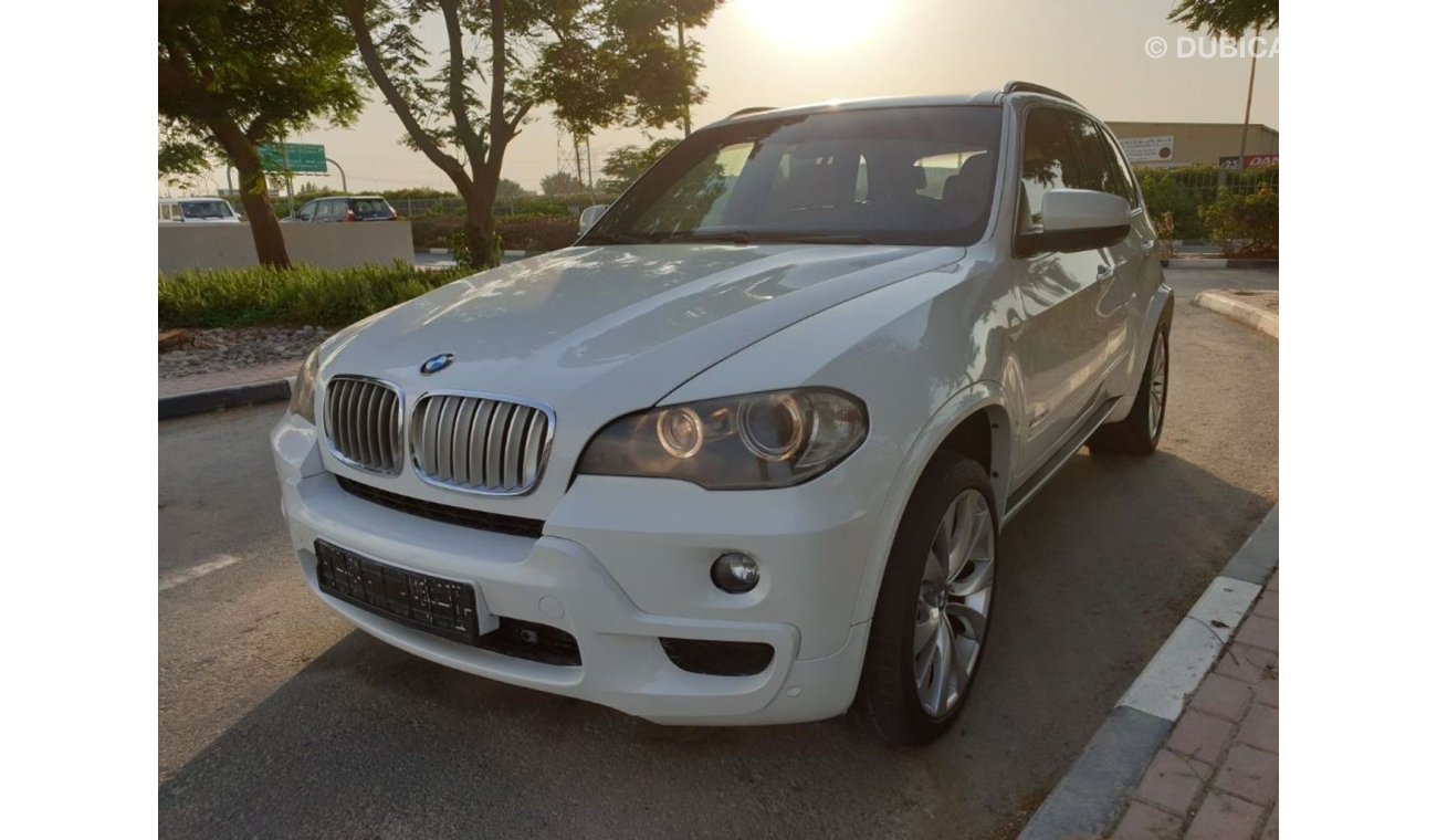 BMW X5 XDrive 30i - ///MKit - GCC - immaculate Condition