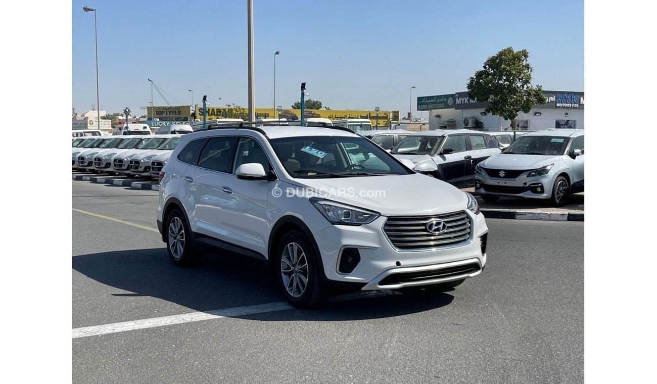 Hyundai Grand Santa Fe 7 setters HYUNDAI SANTA FE 2017 IMPORTED FROM USA VERY CLEAN CAR INSIDE AND OUTSIDE FOR MORE INFORMA