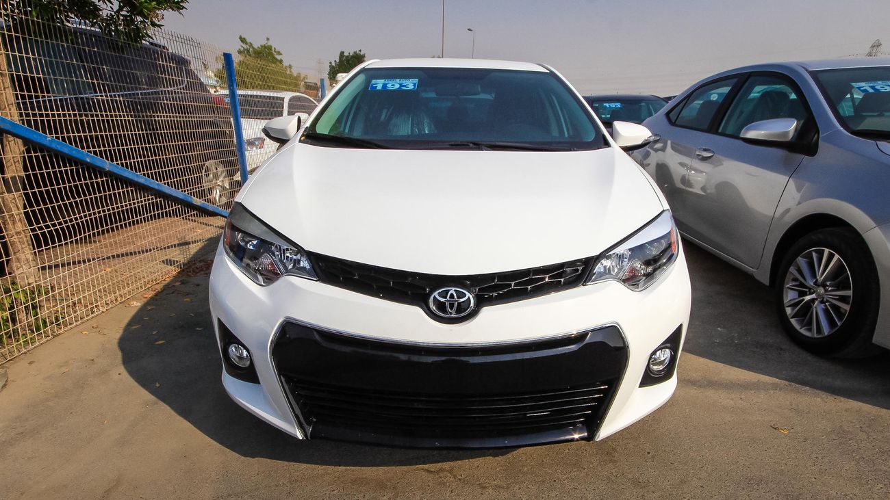 Used Toyota Corolla S 2015 for sale in Dubai 188406