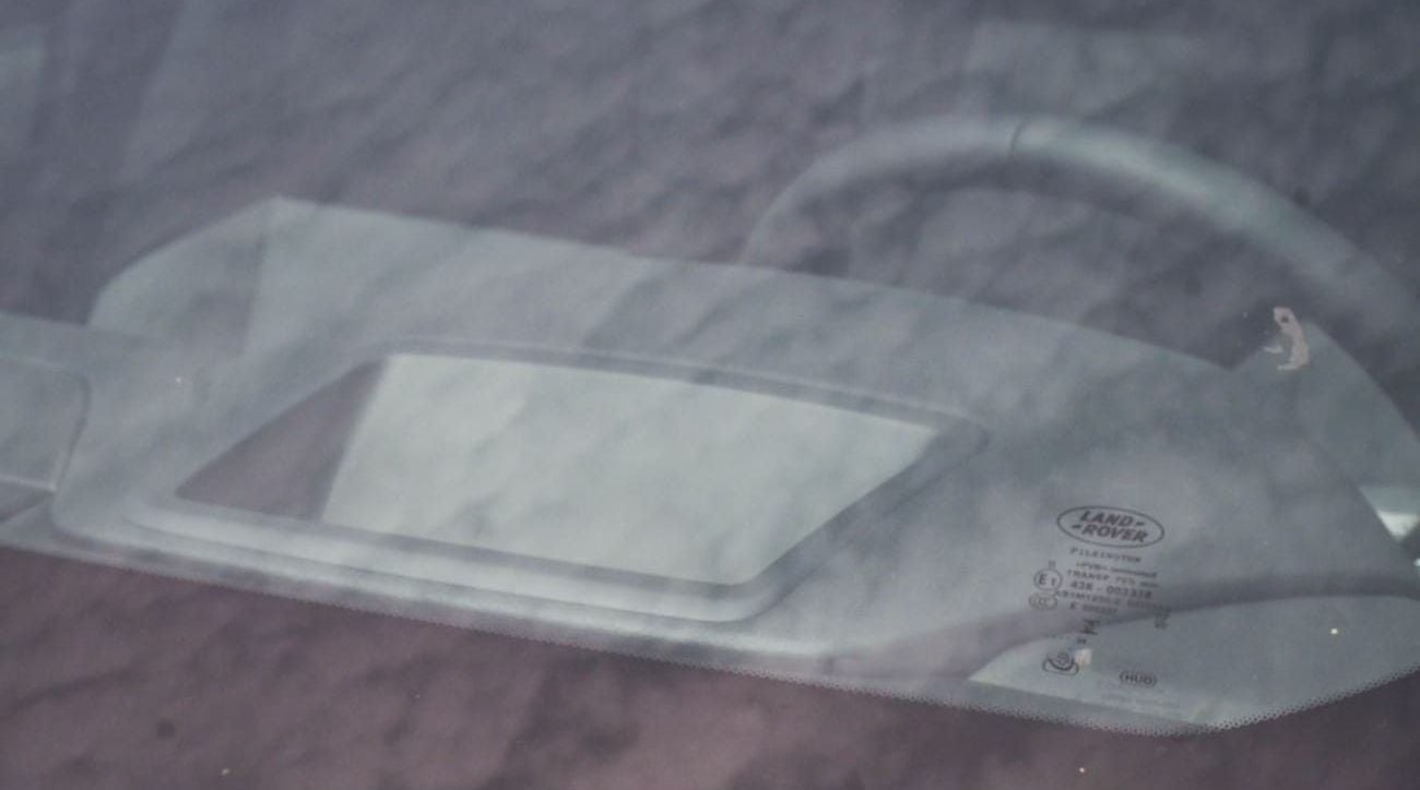 لاند روفر رينج روفر فيلار P250 SE R-Dynamic Range Rover Velar P250 SE - R Dynamic | HUD | Hydraulic | 22 Alloy Wheels | 360 Ca