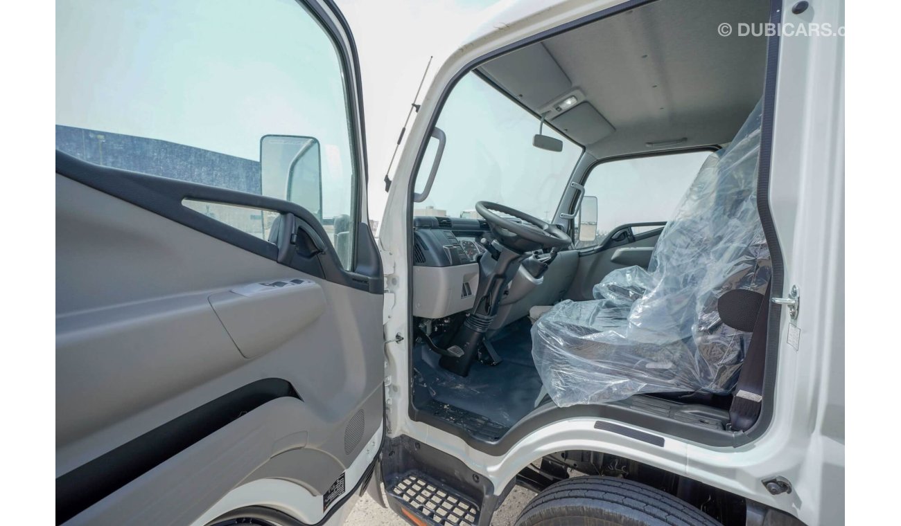 Mitsubishi Fuso Canter 2020 model 4.2ton capacity with cargo box only for export