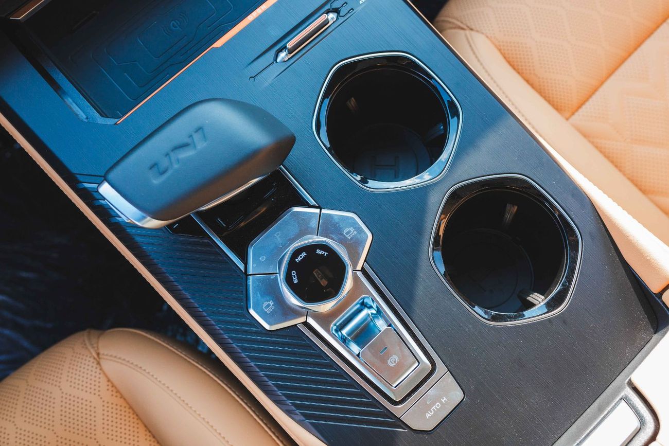 Changan Uni K CHANGAN UNI-K 2025 – 2.0L Turbo, AWD, Petrol ( Nardo Grey ) FOR EXPORT ONLY