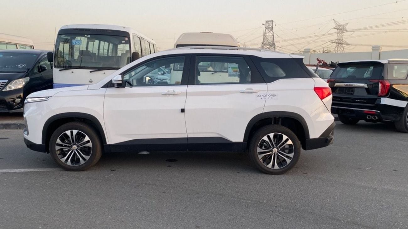 Chevrolet Captiva 1.5 L PREMIER MODEL 2023 GCC