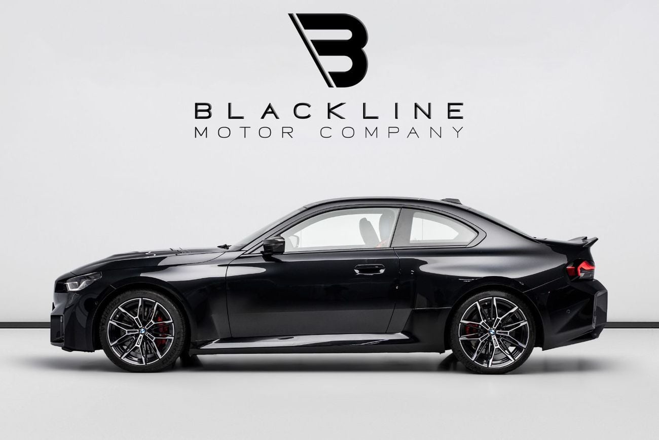 بي أم دبليو M2 MASTERCLASS BUY NOW, PAY 2027 | THE BLACKLINE STANDARD | 2029 BMW Warranty + Service Contract, GCC, 