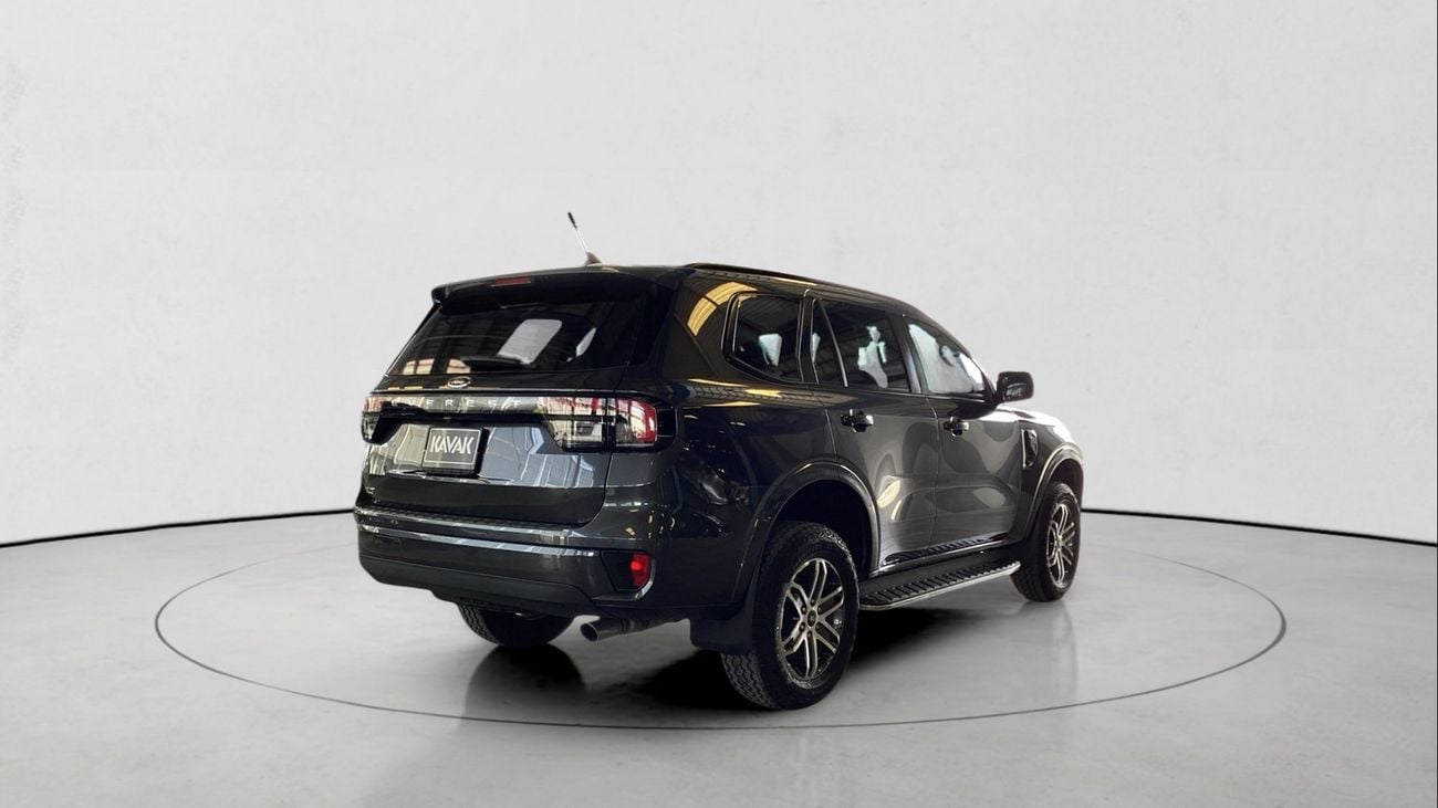 Ford Everest 2.3 XLT 4WD AUTO LTHR OFF ROAD 18 ALW | Guaranteed Warranty | 0 Down Payment