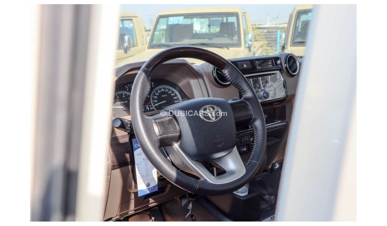Toyota Land Cruiser Pick Up 2022 MODEL TOYOTA LAND CRUISER 79 SINGLE CAB PICKUP LX V6 70th series 4.0L PATROL 4WD MANUAL