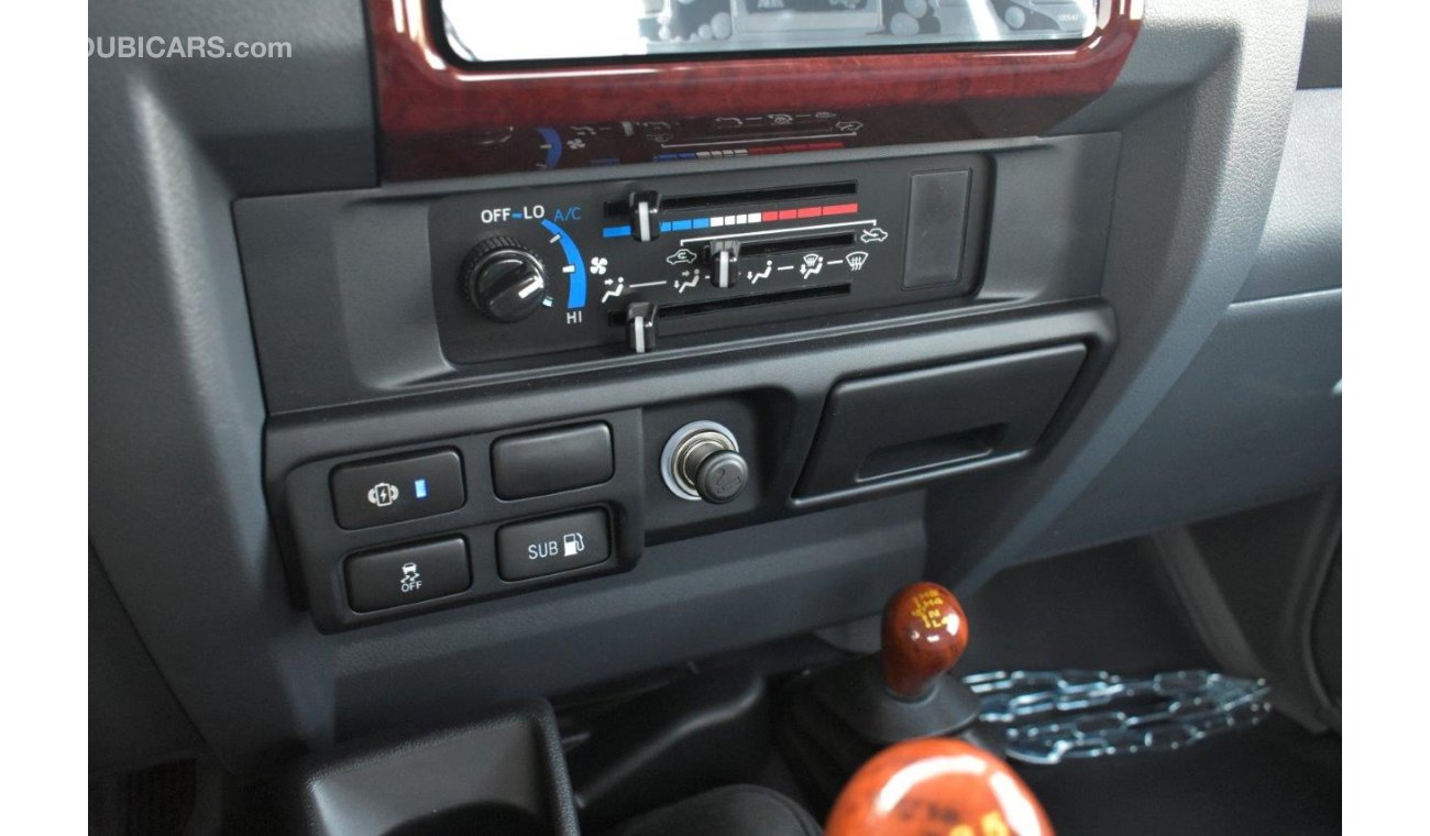 Toyota Land Cruiser Pick Up Single Cab LX V6 4.0L PETROL 4WD Manual