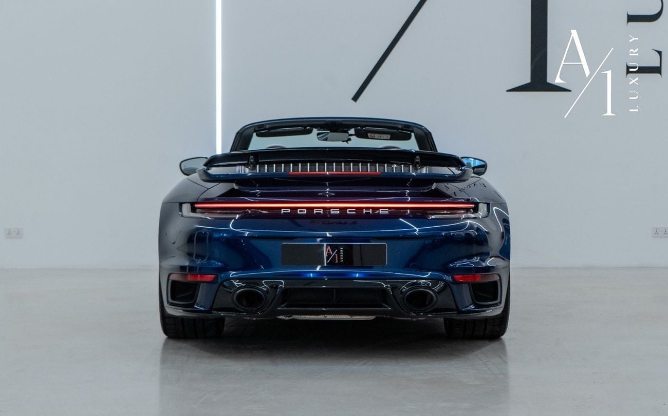 بورش 911 Turbo S 3.8L (645 HP) Convertible