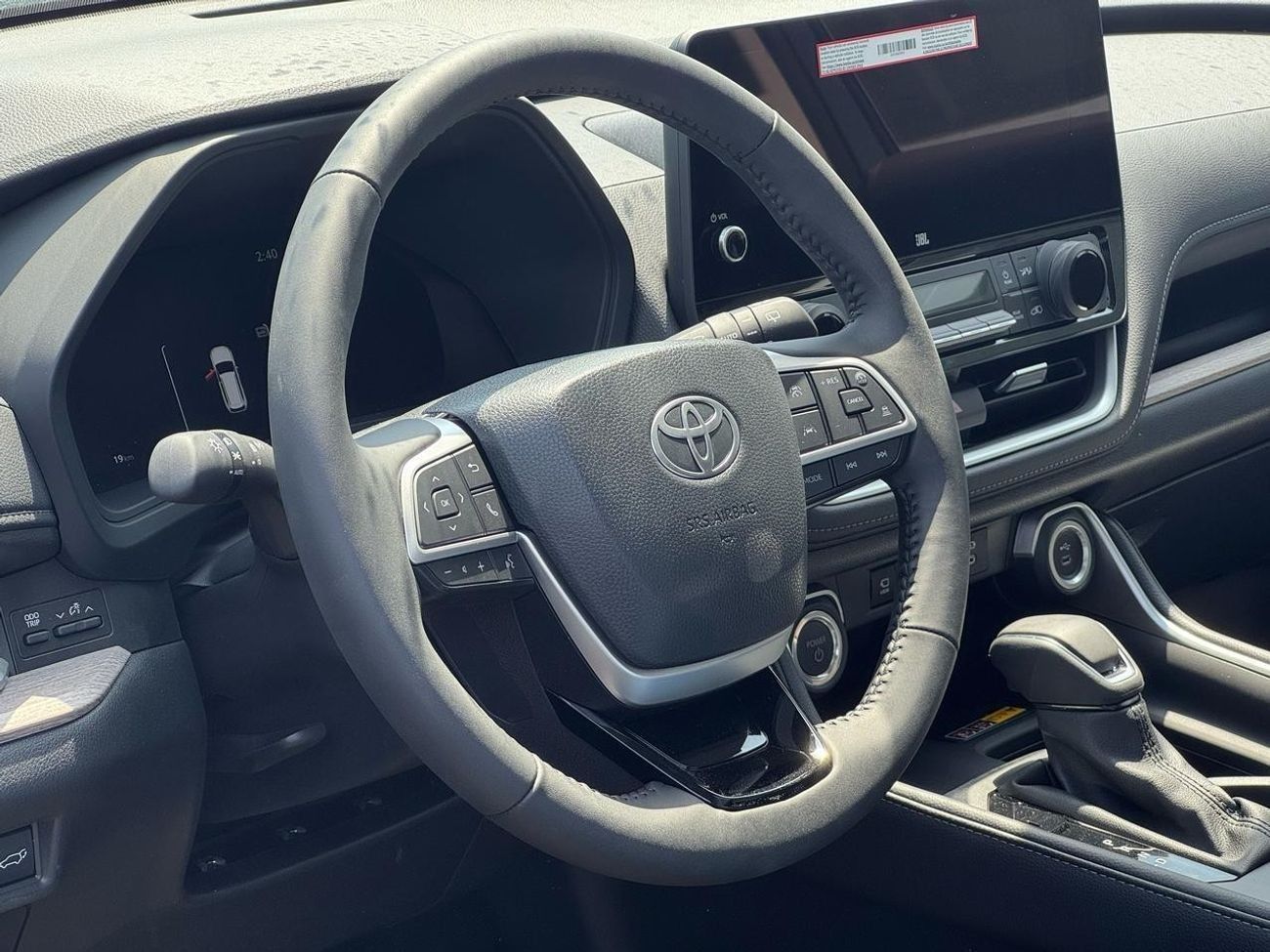 تويوتا جراند هايلاندر Limited