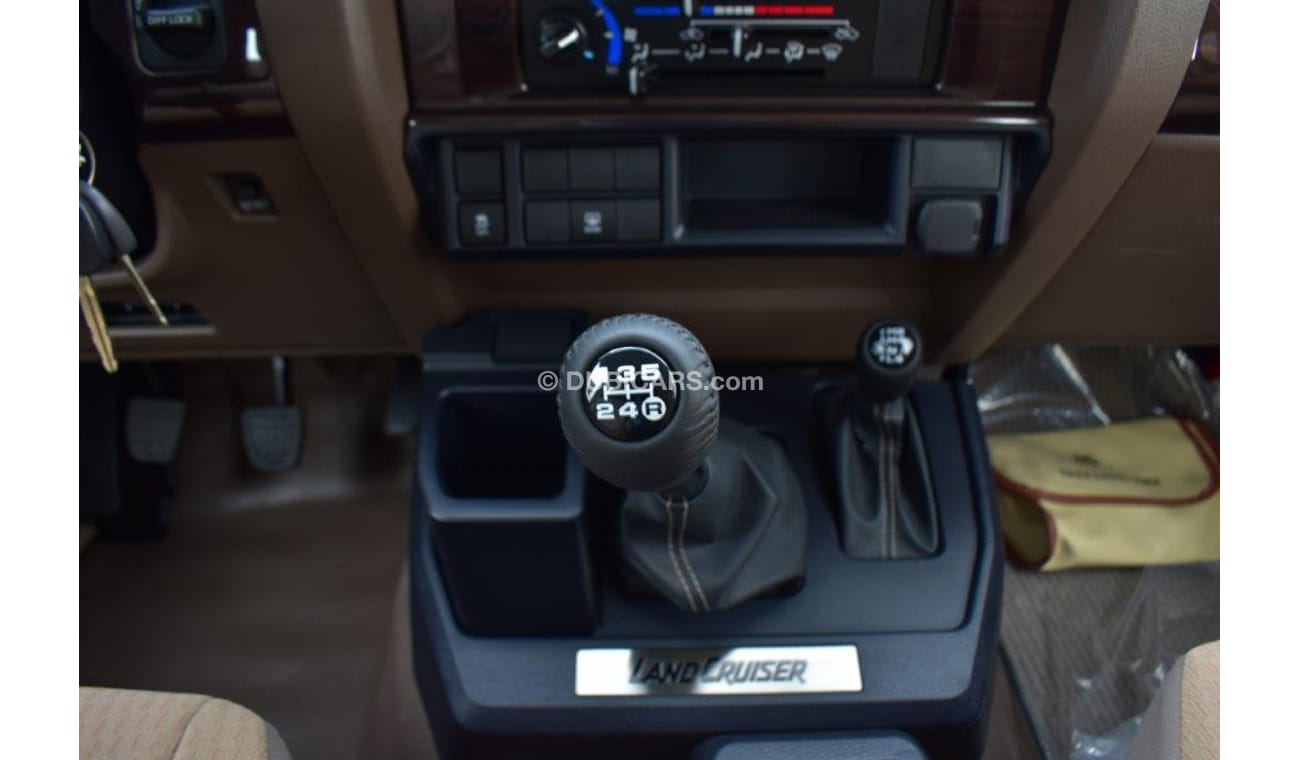 Toyota Land Cruiser 70 71 DX V6 4.0L  4WD MT