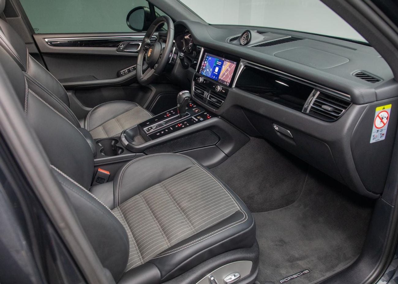 Porsche Macan STD