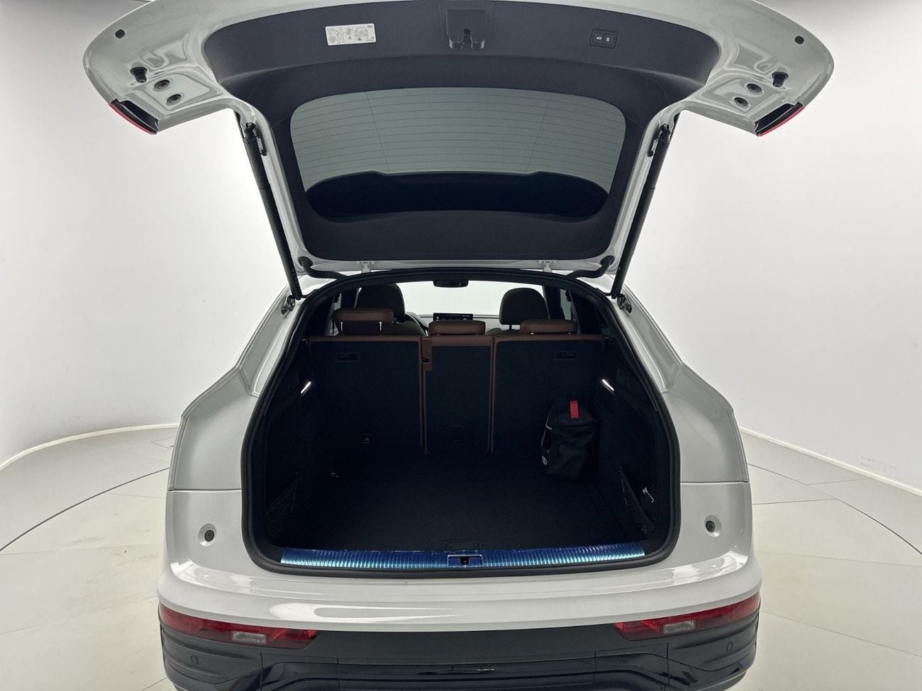 أودي Q5 45 TFSI SPORTBACK S-LINE