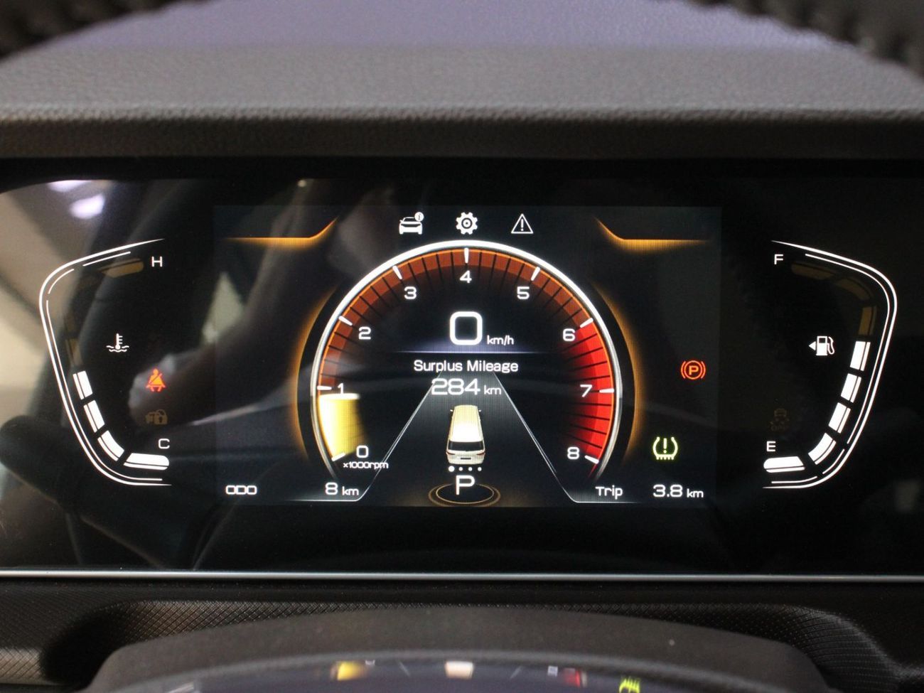 BAW 212 BRAND NEW | 7 Seats | Petrol | Automatic